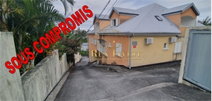 appartement à la vente -   97470  SAINT-BENOIT, surface 58 m2 vente appartement - APR658380